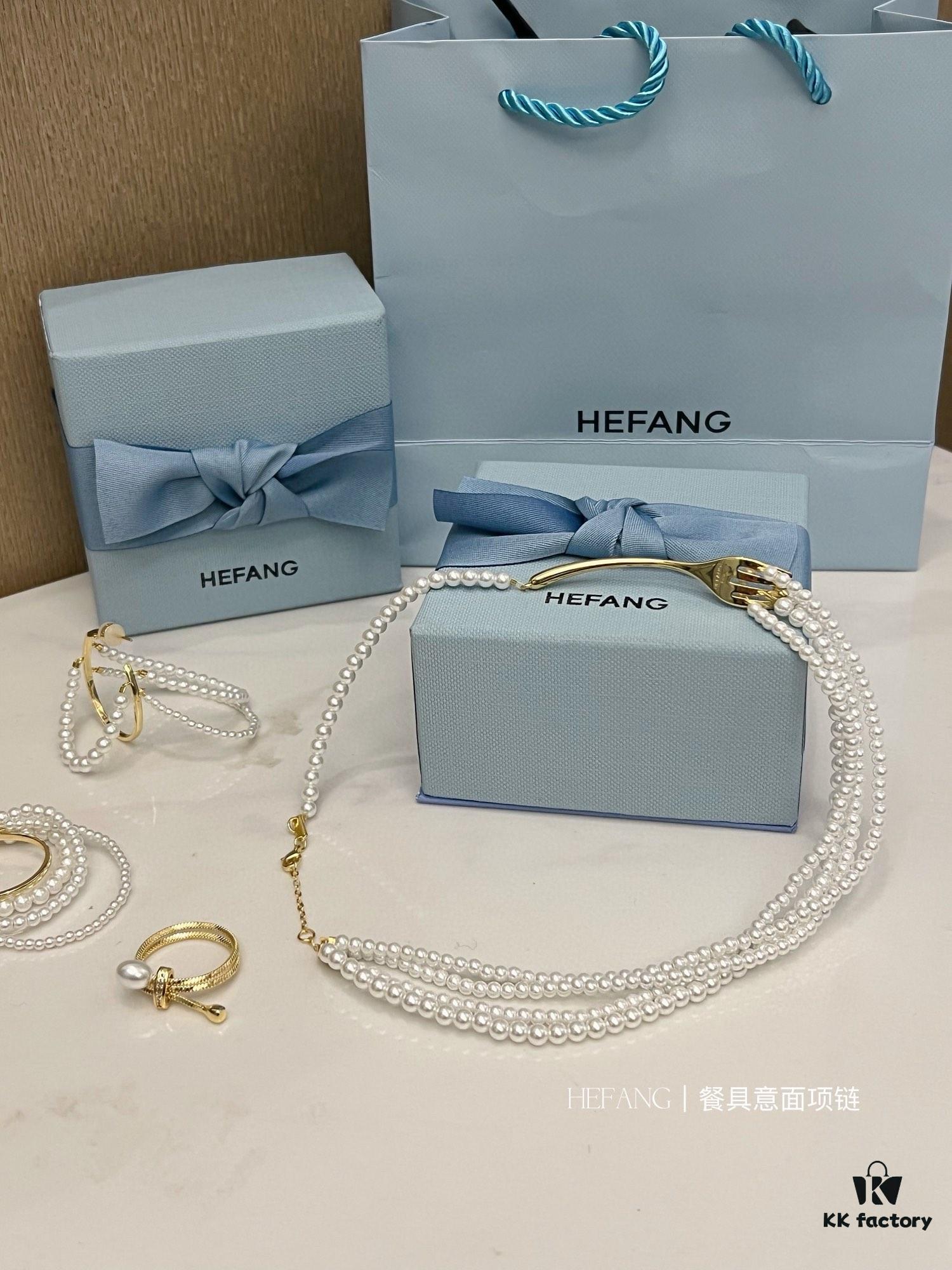 692fe03699f2d84055c8b892 HEFANG 2023 New Arrival Tableware Collection 925 Sterling Silver Diamond-Encrusted Jewelry Set of Thirteen Styles