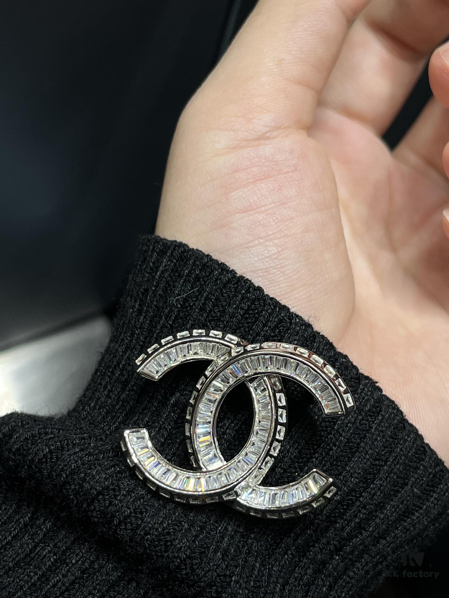 I Guess Your Coat Is Missing a Brooch 🔷【HEFANG】Hefang Brooch, Same Silver Material as Counter