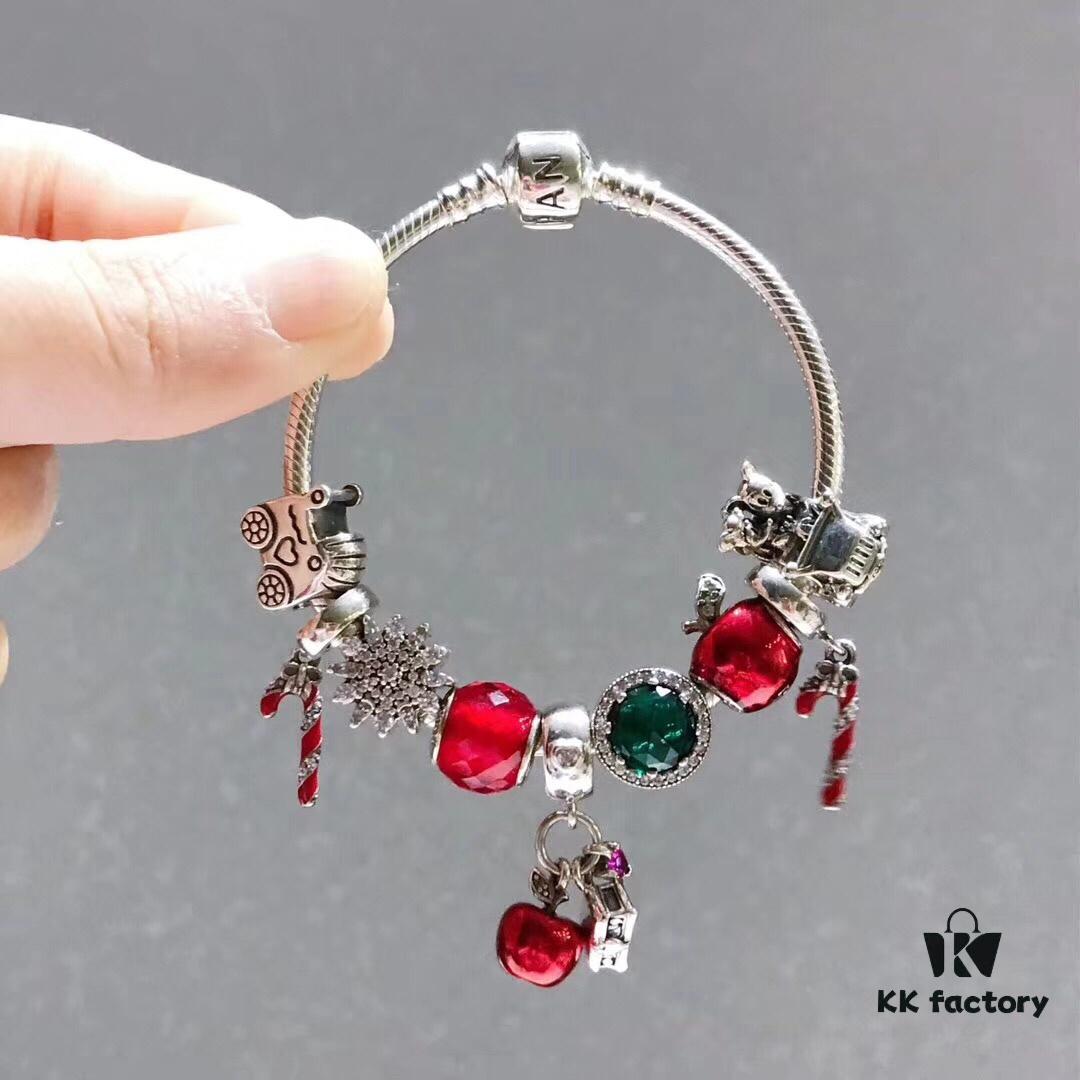 692fe13299f2d84055c8b9e5 Pandora Disney Snow White Apple and Heart Christmas Limited Edition Bracelet - Red and Green Color Block Design, Imitation Cabinet Quality with S925 Sterling Silver