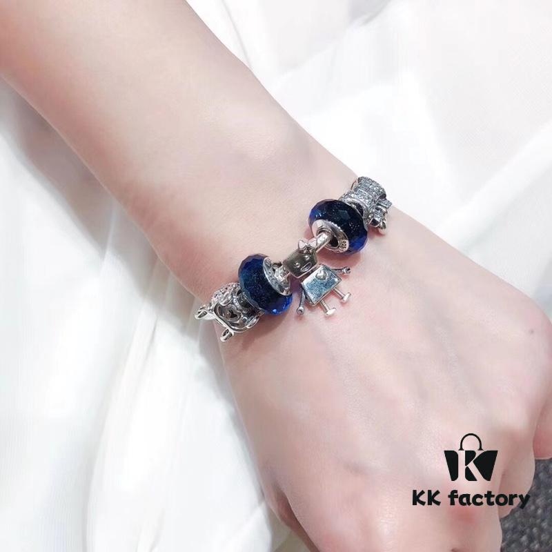 Pandora Pandora Sparkling Blue Bella Set New Arrival! One-to-one Perfect Craftsmanship Using Counter Materials, Quality Comparable to Official Counter! Sparkling Blue Faceted Glass, Fairy Tale Pumpkin Carriage, Shiny Diamond-Cut Black Cat Eye, Fully Diamondbed 'Cures All', Paired with Robot 🤖️ Bella Pendant. S925 Silver Comes with Official Packaging!