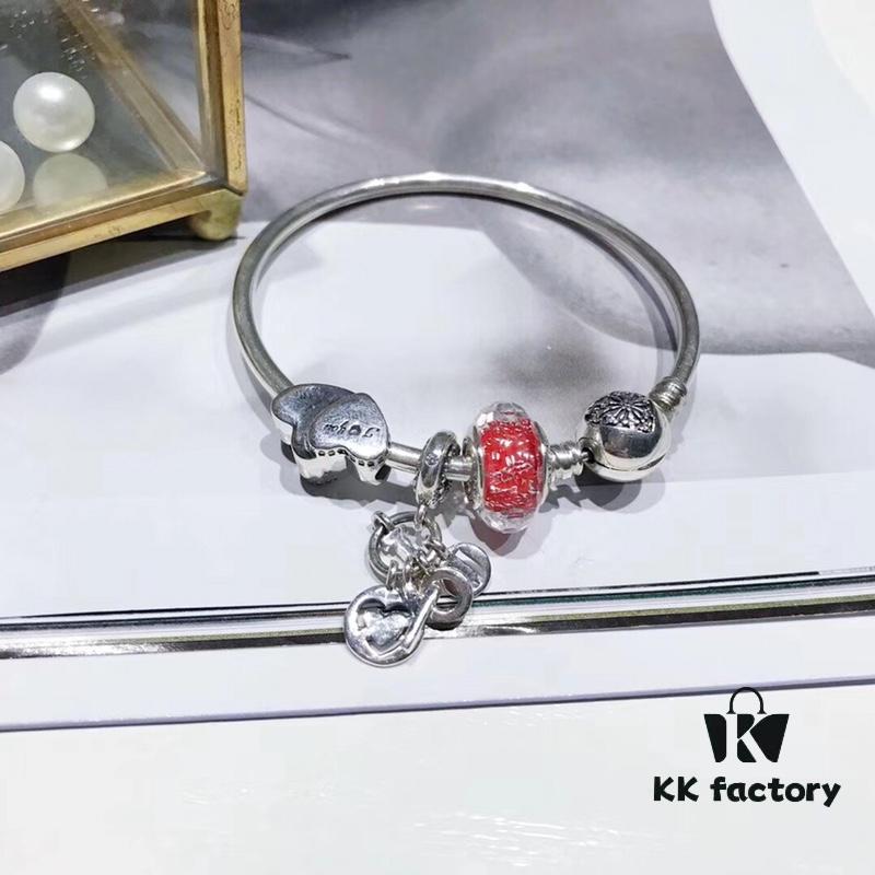 692fe18d99f2d84055c8baa9 Pandora Pandora Silver Wire Bright Red Love New Arrival! Highest Quality on Market, Supports Counter Cleaning! Made with Counter Materials, Perfect 1:1 Craftsmanship! Imported Original Thai Silver Wire Red Glass, Sparkling Heart, I Love You Pendant, S925 Silver with Counter Packaging!