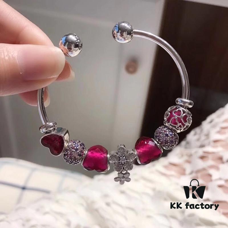 692fe1cb99f2d84055c8bb42 Pandora Shining Pink Daisy Pendant Charm - Bright Daisy Flower with S925 Sterling Silver, Radiant Pink Enamel Accents