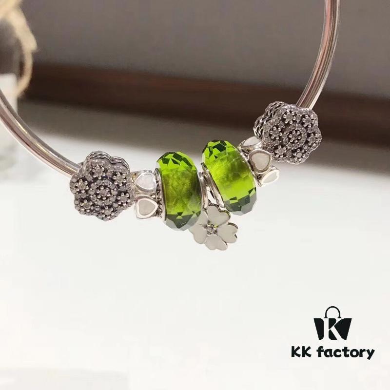 692fe24f99f2d84055c8bc67 Pandora Olive Green Fresh Floral Pendant🌸 New Arrival! Perfectly crafted with boutique materials, matching store quality!