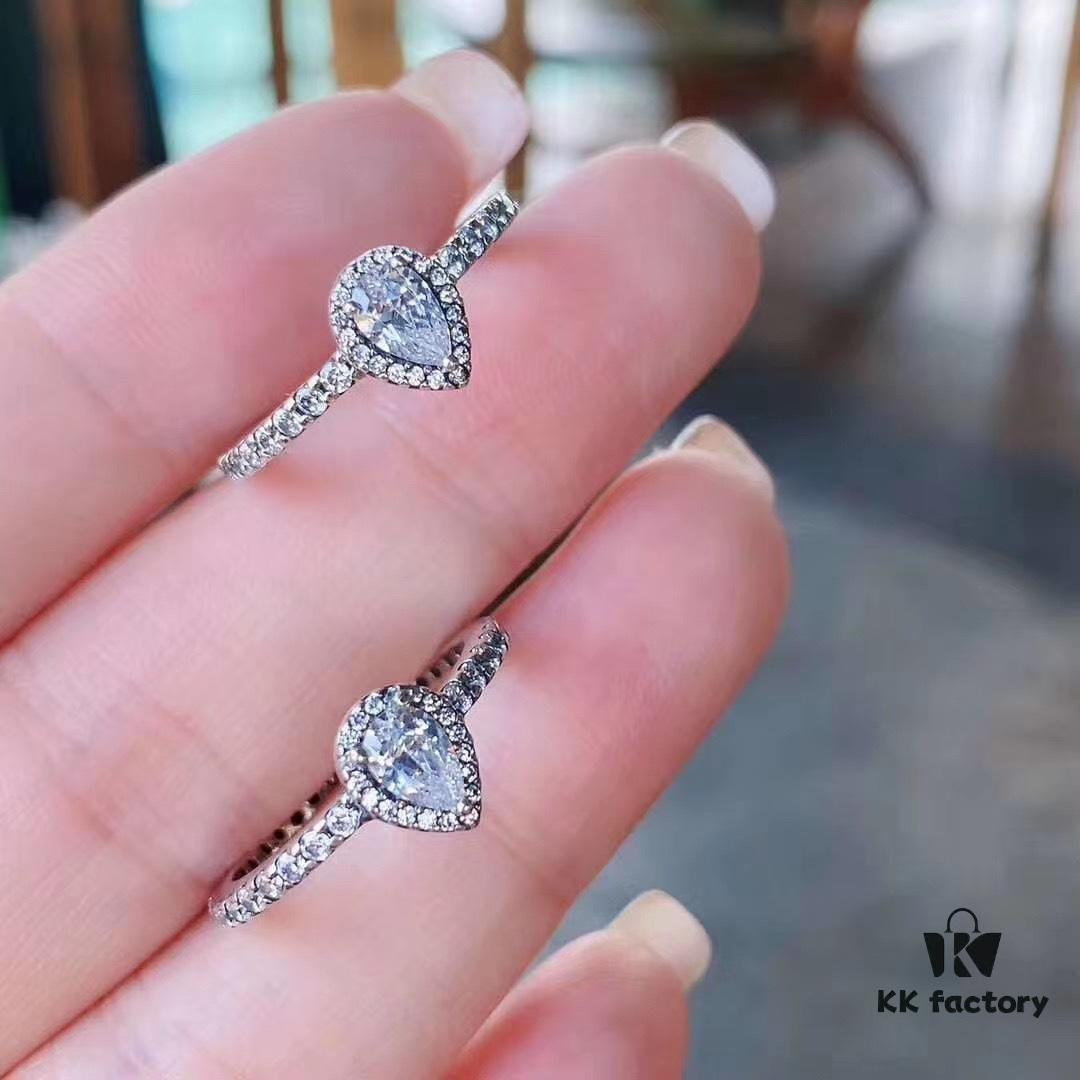 692fe27d99f2d84055c8bccd Pandora Waterdrop Pigeon Ring, carefully crafted with a waterdrop shape — perfectly sized for standalone wear or pairing with a wish ring, a true standout 💫 Made of sterling silver with the entire band encrusted with sparkling diamonds