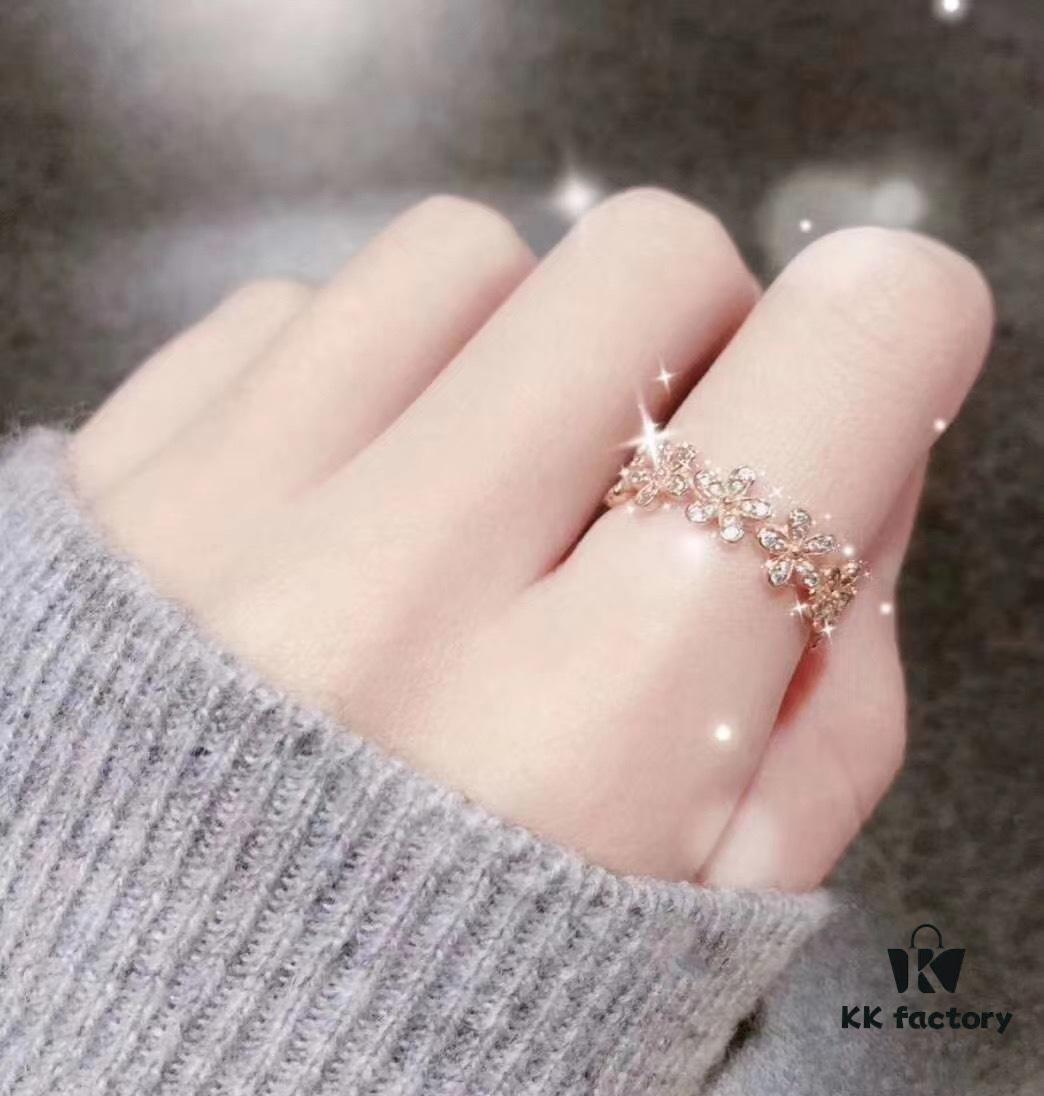 692fe28099f2d84055c8bcd3 Pandora Daisy Full Diamond Ring in Rose Gold, Super Whitening and Gentle Look for Summer Wear