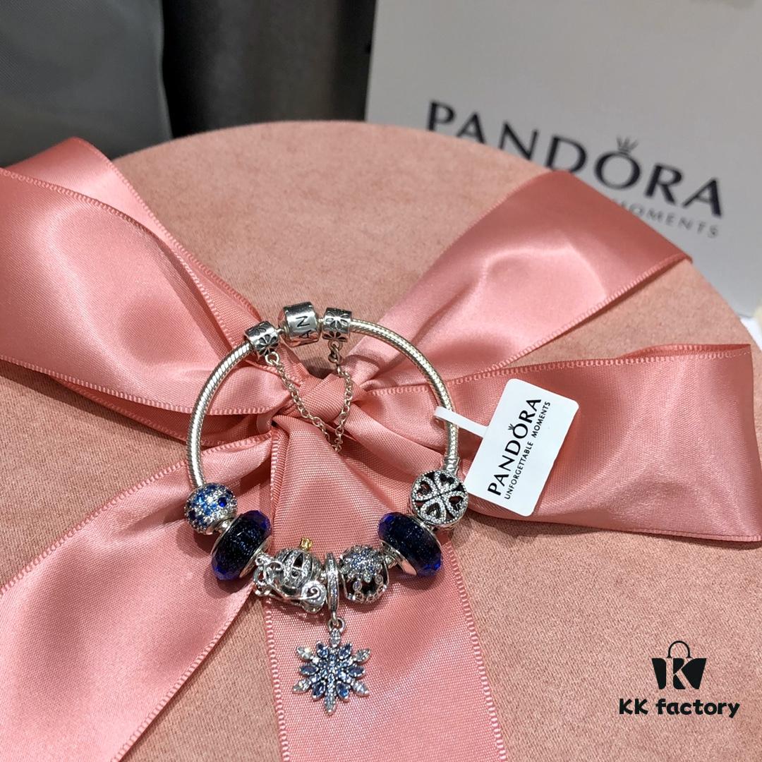 692fe28f99f2d84055c8bcee PANDORA Hong Kong Pandora Blue Collection - Pumpkin Carriage with Romantic Snowflakes