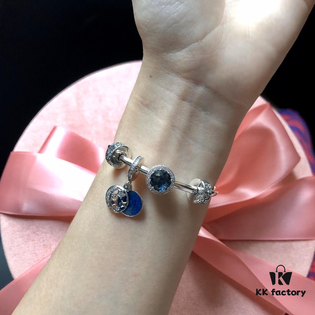 692fe2ac99f2d84055c8bd26 PANDORA Hong Kong Blue Collection - Moon and Starry Sky with Ocean Heart