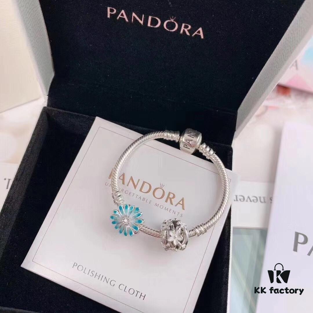 692fe2ad99f2d84055c8bd27 Pandora 2020 Garden Collection 'Fresh Daisy' Bracelet Set (Kids Size 13-16cm) - Blue Enamel Daisy Design