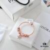 692fe2b499f2d84055c8bd36 Pandora: Weaves together the beautiful dreamy life of summer, bringing fullness of happiness.