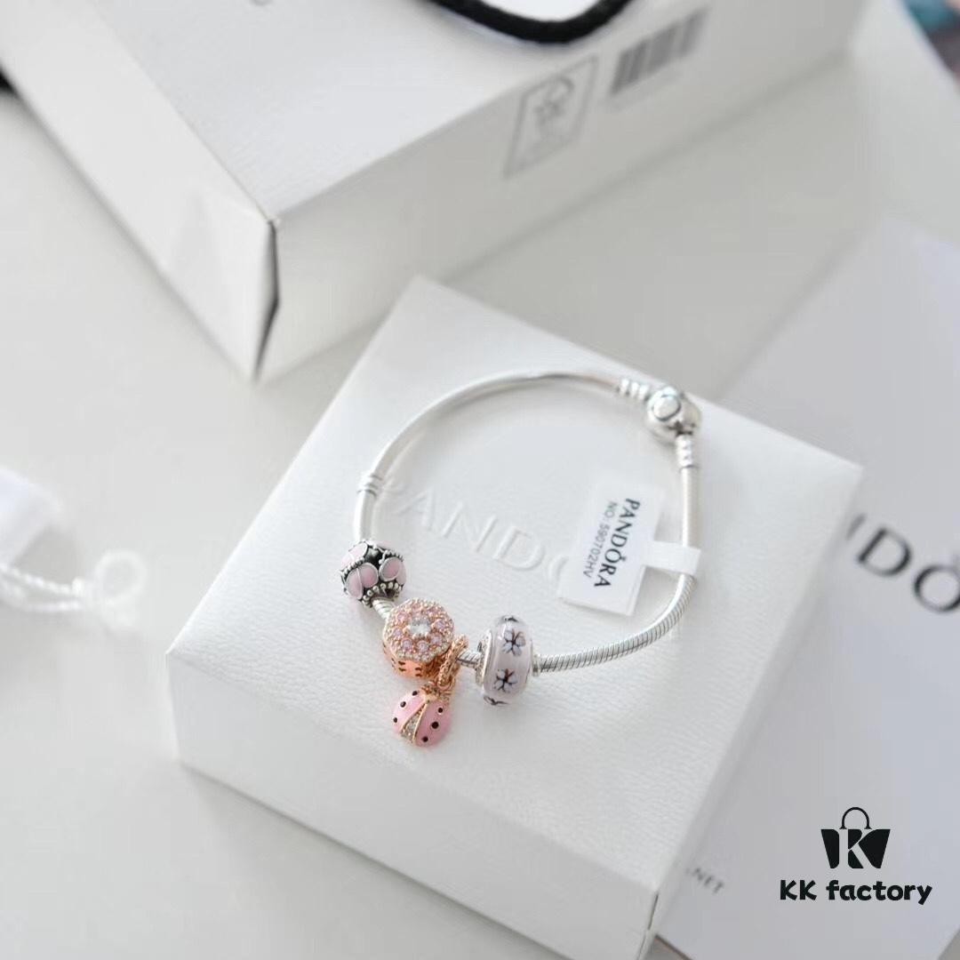 692fe2b699f2d84055c8bd3d Pandora: Weaves together the beautiful dreamy life of summer, bringing fullness of happiness.