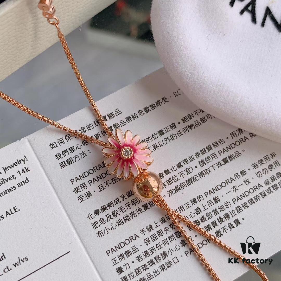 692fe2bc99f2d84055c8bd4c Pandora 2020 Newest Garden Collection 'Pink Daisy' Bracelet Set - Rose Gold Adjustable Bracelet, Fresh and Elegant, Perfect for Wearing or Gifting