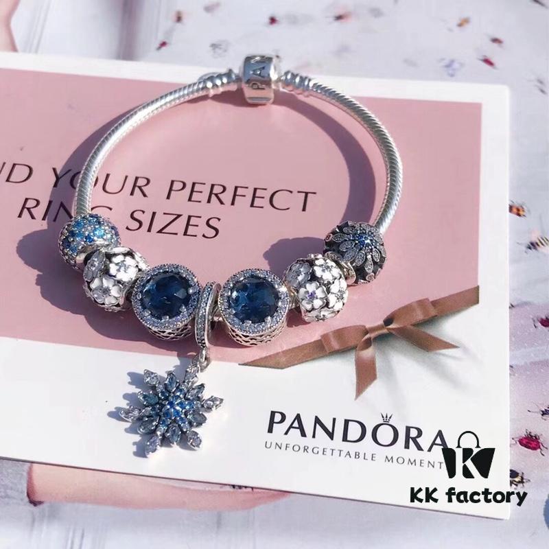 692fe2d099f2d84055c8bd7c Pandora Pandora Midnight Blue Snowflake ❄️ New Arrival! Made with counter materials, perfectly crafted one-to-one, quality comparable to official store products! Sparkling midnight blue cat's eye, white daisy enamel bead, blue sparkling snowflake ❄️ bead, blue vibrant sparkling bead, paired with blue snowflake ❄️ pendant. S925 silver comes with official packaging!