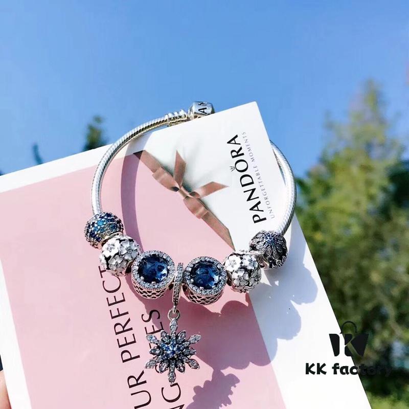 692fe2d299f2d84055c8bd7f Pandora Pandora Midnight Blue Snowflake ❄️ New Arrival! Made with counter materials, perfectly crafted one-to-one, quality comparable to official store products! Sparkling midnight blue cat's eye, white daisy enamel bead, blue sparkling snowflake ❄️ bead, blue vibrant sparkling bead, paired with blue snowflake ❄️ pendant. S925 silver comes with official packaging!