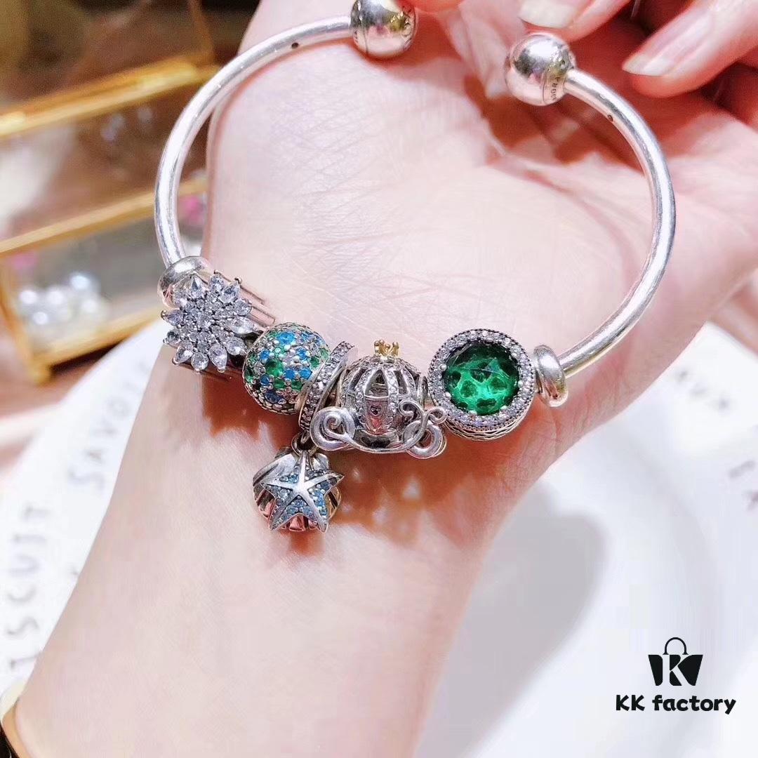 692fe36799f2d84055c8be72 Pandora Sparkling Diamond Green Summer Starfish New Arrival! Made with counter-grade materials, perfectly crafted 1:1, quality comparable to official store products! Featuring sparkling diamond snowflakes, green sparkling beads, sparkling green cat's eye, fairy tale pumpkin carriage, and summer starfish pendant.