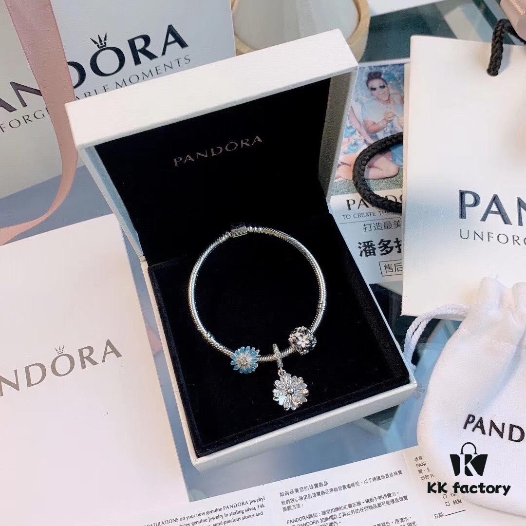692fe37299f2d84055c8be85 Exclusive Launch 2020 Pandora Newest Garden Collection 'Fresh Daisy' Bracelet Set