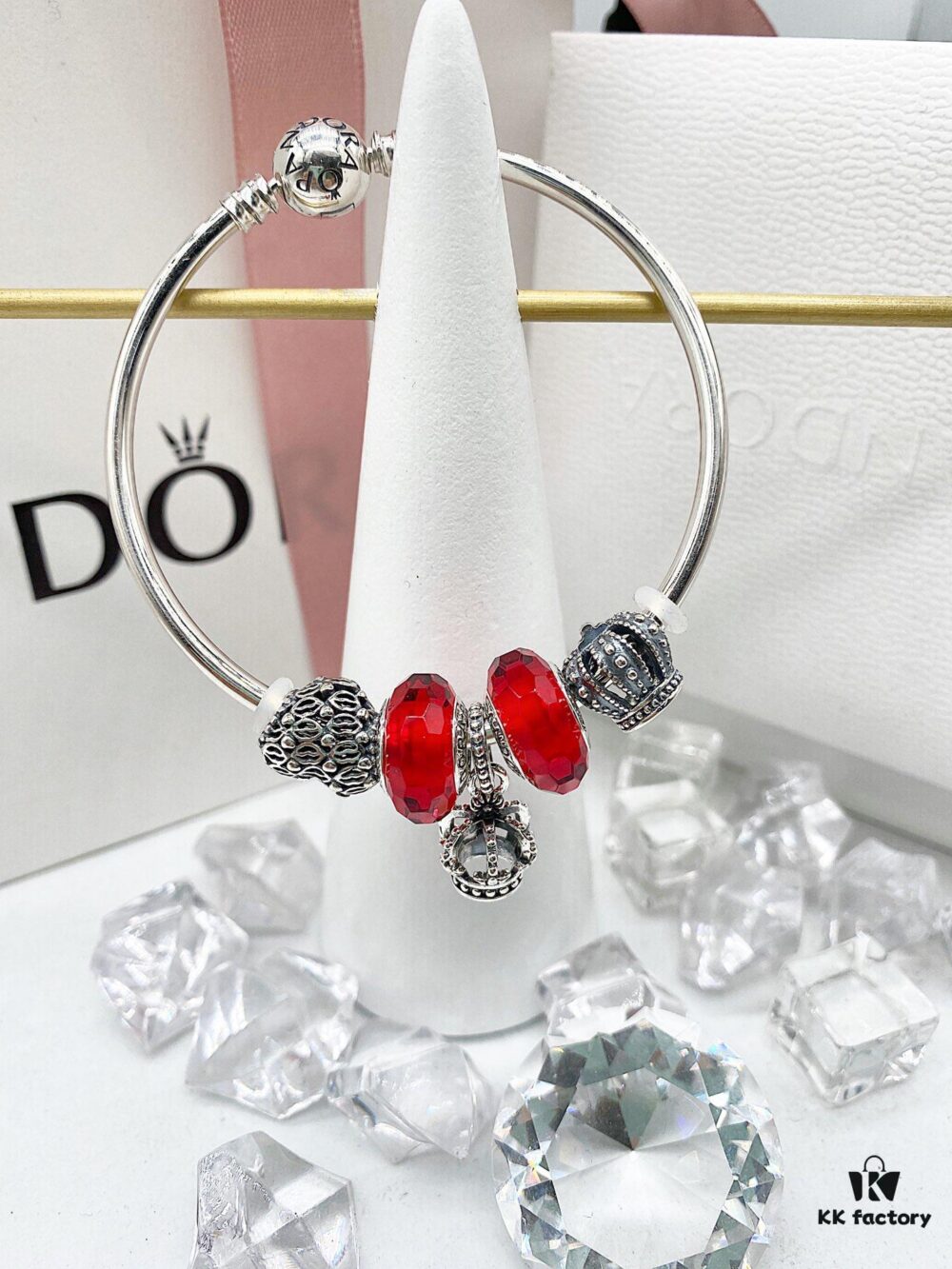 692fe37a99f2d84055c8be92 PANDORA Pandora Custom Order Real-Shot Shipping