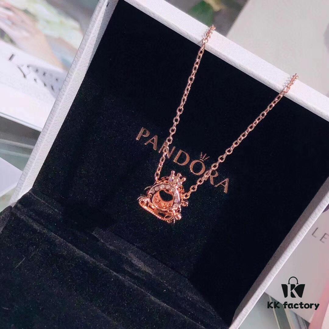 692fe39299f2d84055c8bec5 Goddess Festival Gift 🔥💕 Guan Xiaotong's Same-Style Pandora 'Elegant Life' Necklace Set, Rose Gold Crown 👑 and Carriage, a Fairytale Dream Come True, Cinderella's Pumpkin Carriage and Princess Crown Known to All