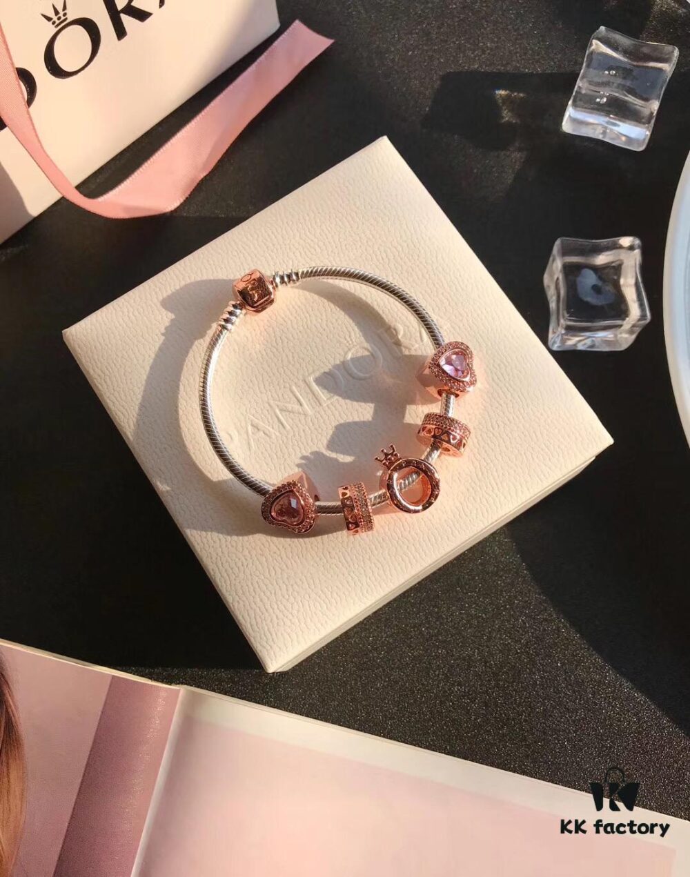 692fe3a399f2d84055c8beee Pandora Sparkling Autumn Crown - Authentic Thai Order