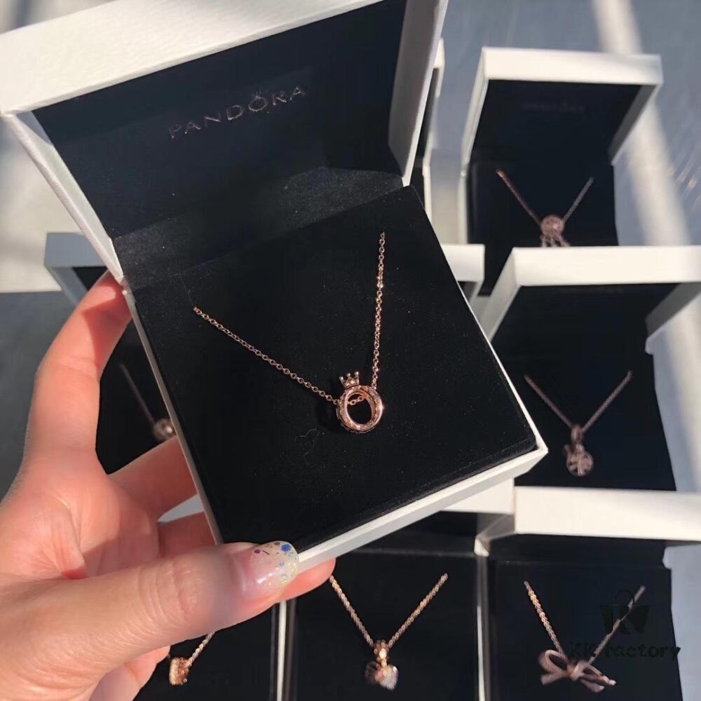 692fe3ae99f2d84055c8bf05 Pandora Crown Rose Gold Necklace