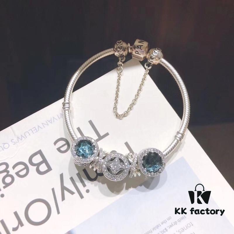 692fe3d999f2d84055c8bf40 Pandora Pandora's Starry Sky Horizon New Arrival Elegant Dark Blue Flash Diamond Cat Eye Bracelet with Lucky Coin Charm and Heart Safety Chain in S925 Silver