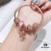 Pandora Rose Crown Crown 👑 New Arrival! Made with boutique materials, perfectly crafted one-to-one, quality comparable to boutique standard. Features rose pink faceted crystal, rose open-heart design 💗, rose floral heart charm 💗, same-color sparkling stone clasp, and rose crown pendant. Comes with official boutique packaging! 🍃🌺