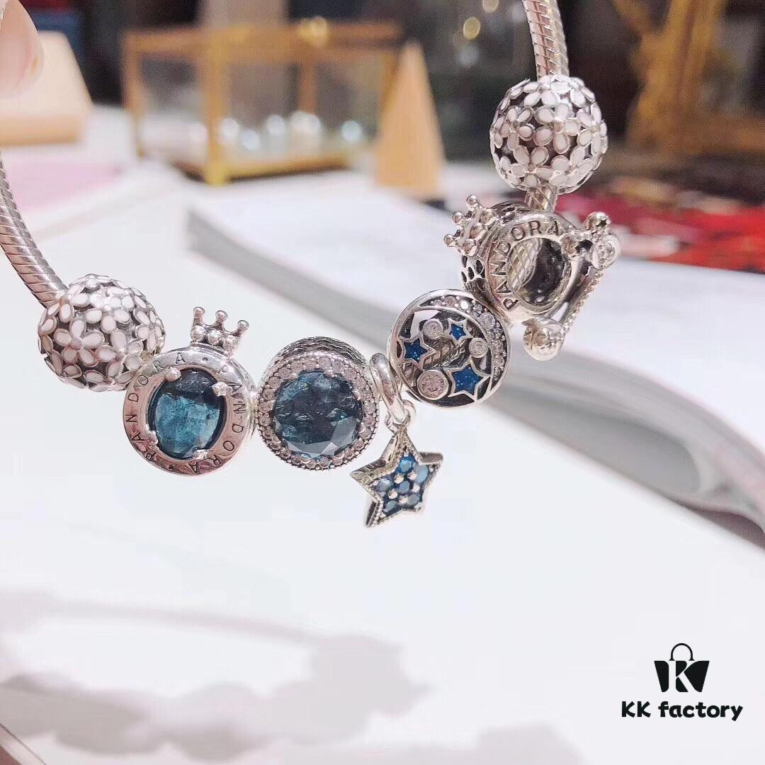 692fe43699f2d84055c8c000 Pandora Midnight Blue Star ⭐️ New Arrival! High-Quality Replica with Original Materials, Featuring Sparkling Midnight Blue Cat's Eye, Vintage Night Sky Openwork Moon & Stars, Crown-Embellished Cat's Eye, Daisy Flower Clip, Carriage Charm, and Sparkling Star Pendant