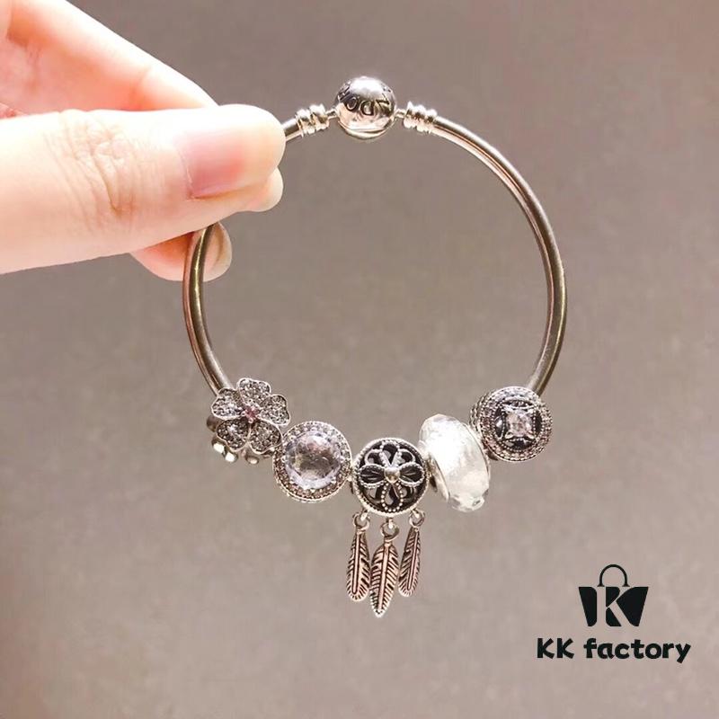 692fe43e99f2d84055c8c014 Pandora Pandora White Dream Catcher New Arrival! Made with counter materials, perfectly crafted one-to-one, quality comparable to counter! White faceted glass, white cat's eye, wealth-attracting coin charm, fully diamond-paved five-petal flower charm, meaningful dream catcher pendant! S925 silver comes with official counter packaging!