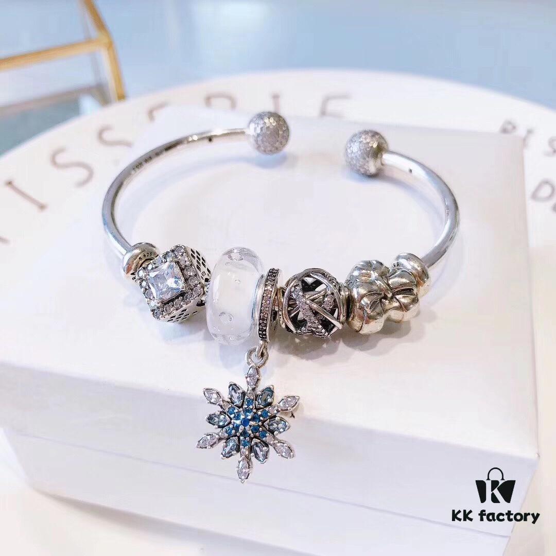 692fe45b99f2d84055c8c04d Pandora White Bubble New Arrival! Premium Craftsmanship with Store-Quality Materials, Exquisitely Designed to Match Authentic Counter Products