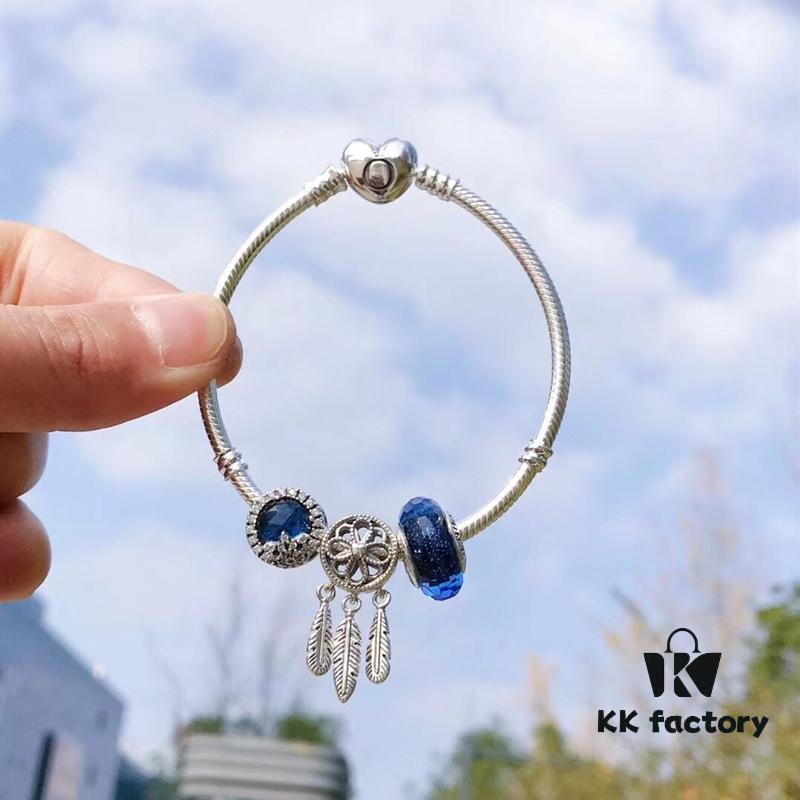 692fe48299f2d84055c8c0a9 Pandora Pandora Blue Dream Catcher New Arrival! Made with counter materials, perfectly crafted one-to-one, quality comparable to counter! Brilliant blue faceted glass, sparkling snowflake diamond ❄️ cat's eye, meaningful dream catcher pendant paired with classic heart 💗 snake bone chain design. S925 silver comes with counter packaging! 🍃🌺