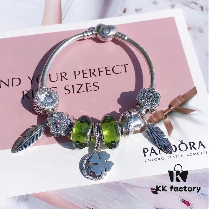 692fe4b199f2d84055c8c10c Pandora Pandora Olive Green Clover New Arrival! Made with counter material, one-to-one perfect craftsmanship, quality comparable to counter! Olive green faceted glass, fully diamond-paved five-petal flower bead, purple bow heart, feather wing pendant, sparkling diamond white cat's eye, clear snowflake bead, paired with sparkling diamond clover pendant. S925 silver comes with official counter packaging!
