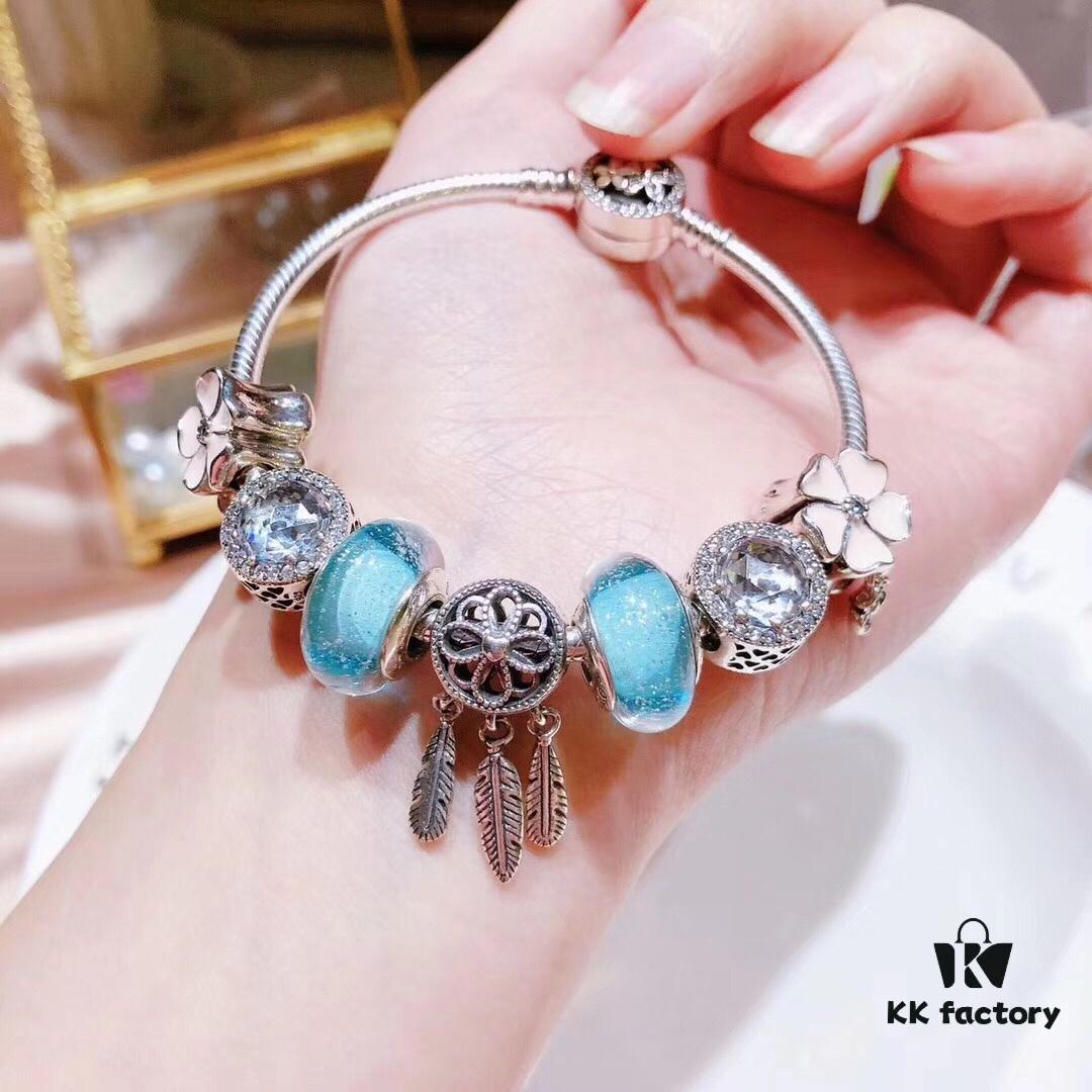 692fe4d699f2d84055c8c165 Pandora Night Glow Mint Dreamcatcher Necklace – High-Quality Reproduction with Authentic Materials