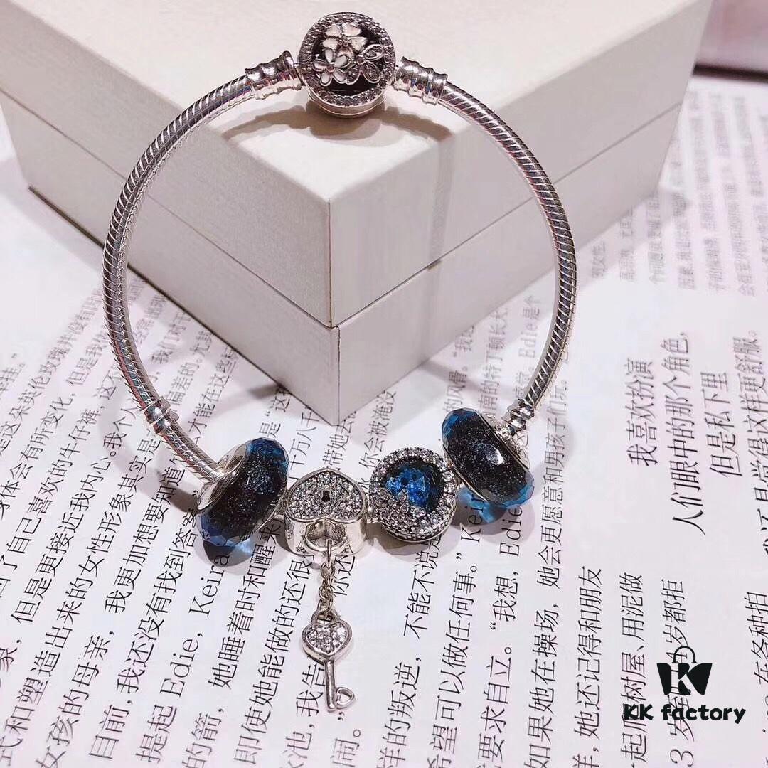 692fe4db99f2d84055c8c172 Pandora Pandora Sparkling Blue Diamond Key 🔑 New Arrival! Made with counter materials, perfectly crafted one-to-one, quality comparable to counter!