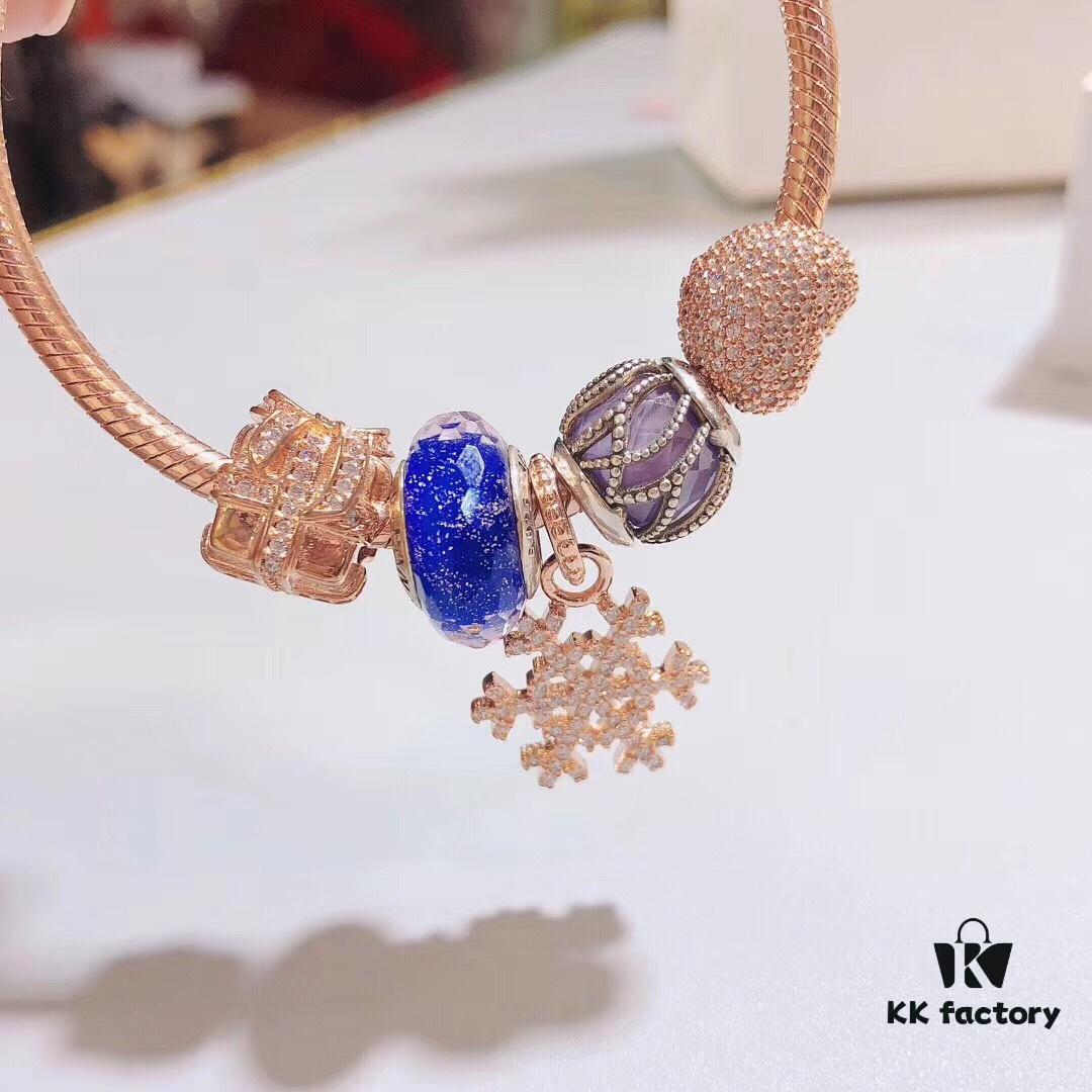 Pandora Rose Snowflake ❄️ New Arrival! High-Quality Replication Using Counter Materials, Perfect Craftsmanship Comparable to Authentic Store Quality