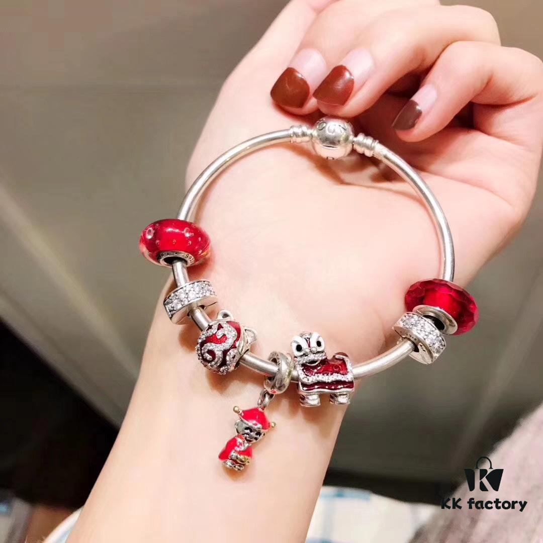 692fe50099f2d84055c8c1b6 Pandora New Year Red Collection! Faceted Red Glass with White Sparkling Clasp, Cute Little Lion and 14K Gold Plated Fortune God Pendant in Mixed Materials, S925 Silver Custom Crafted to Match Boutique Quality