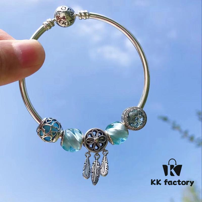 692fe51399f2d84055c8c1d7 Pandora Pandora Water Blue Spiral Dream Catcher New Arrival! Made with counter materials, perfectly crafted one-to-one, quality comparable to official store products! Water blue spiral glass beads, sparkling water blue cat's eye, water blue entwined love ❤️, paired with a meaningful dream catcher pendant, simple and refreshing, making this autumn anything but dull. S925 silver comes with official packaging! 🍃🌺