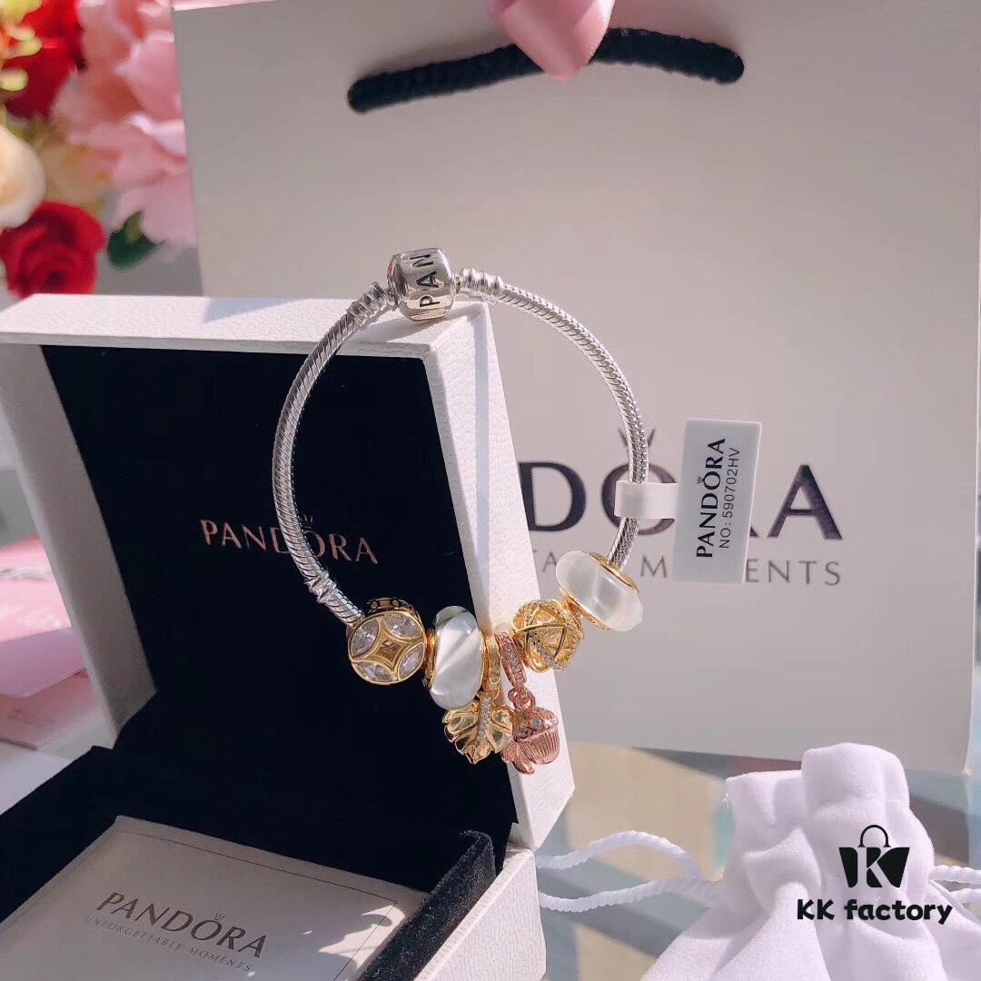692fe59c99f2d84055c8c2cf Autumn New Arrival ✨ Pandora Official Website Same Style 'Sparkling Leaf' 🍃 Tree Snake Chain Bracelet Set