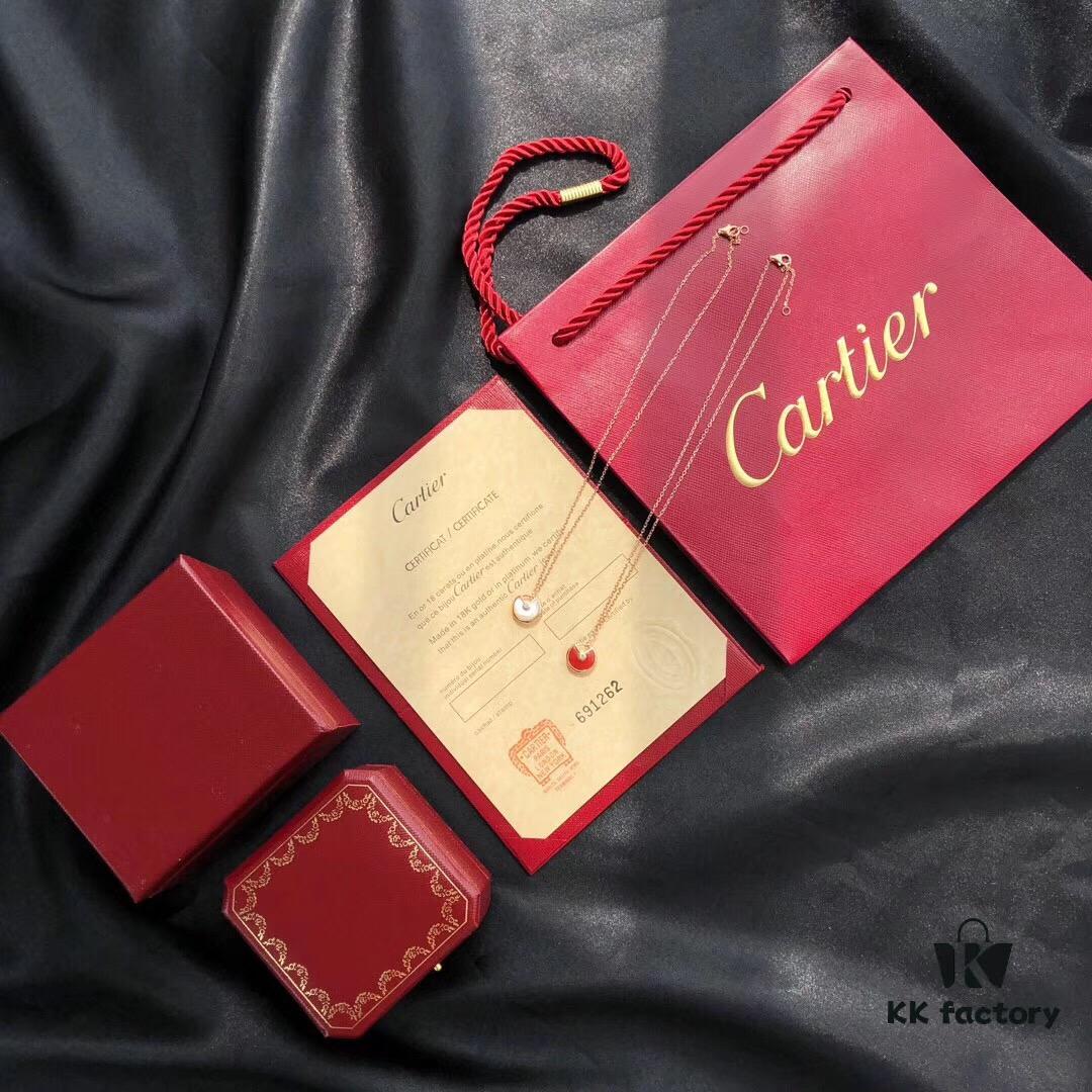 692fe63c99f2d84055c8c3e4 Authentic Mold, 1:1 Replica Cartier Amulet, Vacuum Plated 18K Real Gold, Triple Micro-Plating Resistant to Fading, Hypoallergenic! Chain Length 45cm, Featuring Natural Red Carnelian, White Mother-of-Pearl, and Swarovski Crystals! This Summer's Most Elegant and Affordable Accessory!