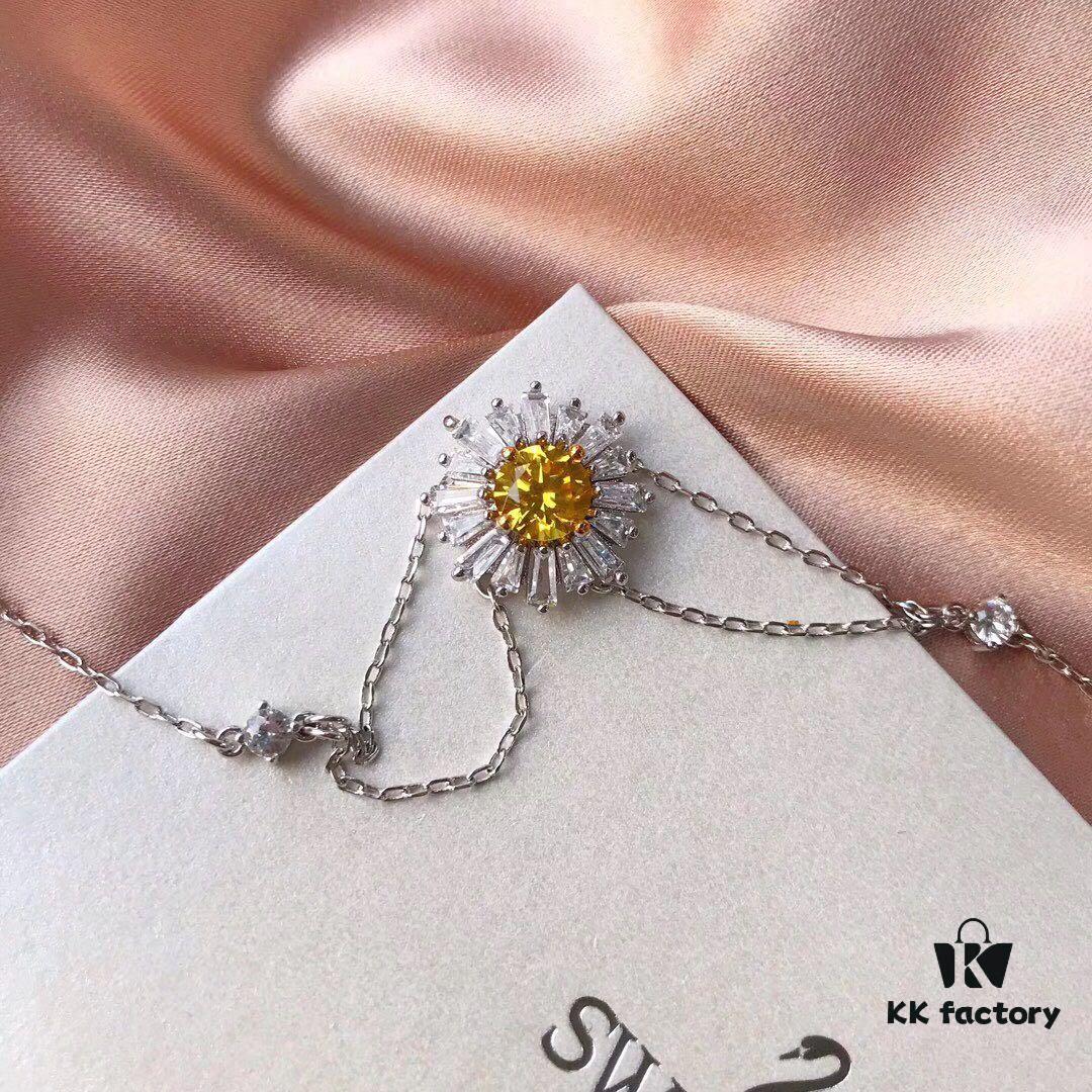 692fe69599f2d84055c8c494 Swarovski 2019 New Luckyly Collection Sunflower Goddess Bracelet