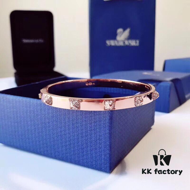 692fe6f199f2d84055c8c52d Swarovski 2017 New Arrival Authentic Fresh Bracelet Stylish and Elegant Women's Bracelet Fashion Jewelry Accessory