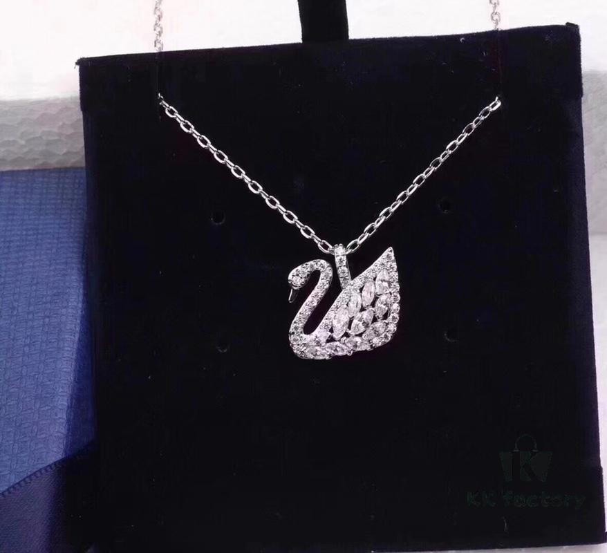 692fe6f299f2d84055c8c52f Swarovski New Marquise Cut Crystal Necklace, High-End Micro-Pave Craftsmanship, Original Design, Swan Feather Shape