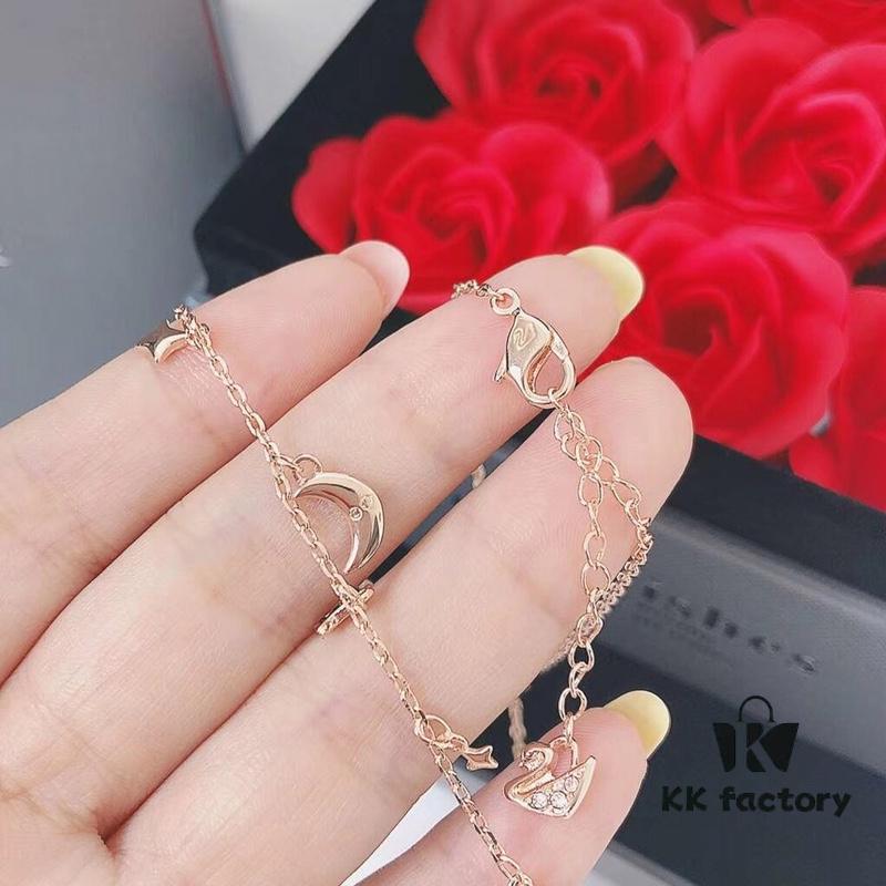 692fe70099f2d84055c8c554 Swarovski Crescent Moon and Star Necklace in Rose Gold Plating