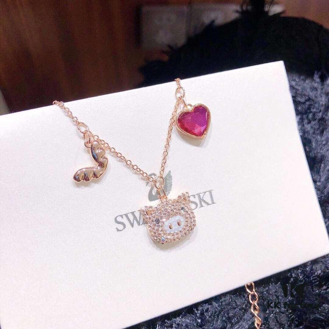 692fe70299f2d84055c8c557 Valentine's Gift 🎁 Swarovski LITTLE PIG FLYING Cute Pig, Romantic Heart 💗 Dreamy Girl, Journey of Dreams, Sparkling Start 🔛, Rhinestone Inlay, Imported Gold-Plated Material, Original Logo Engraving!