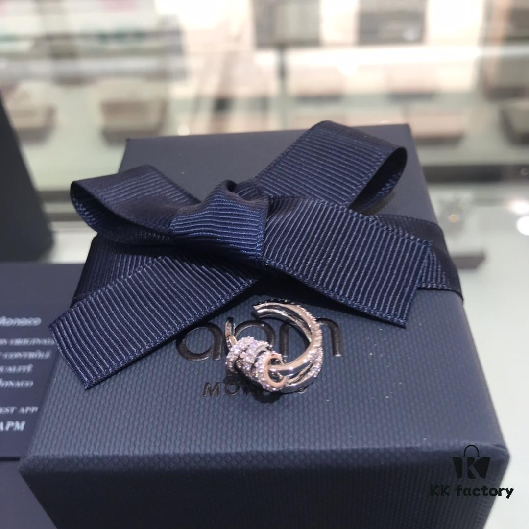 692fe75b99f2d84055c8c60e Valentine's Day Recommended Style 🌹 APM Monaco Elegant Small Hoop Clip-On Earrings, Compact and Stylish, Simple and Graceful, Versatile and Chic – A Perfect Choice for Those Without Pierced Ears