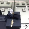 Valentine's Day Recommended Style 🎋 APM Monaco Feather Long Earrings, Single-Sided Design, Celebrity-Inspired Elegant Studs, Perfect Gift for Your Girlfriend