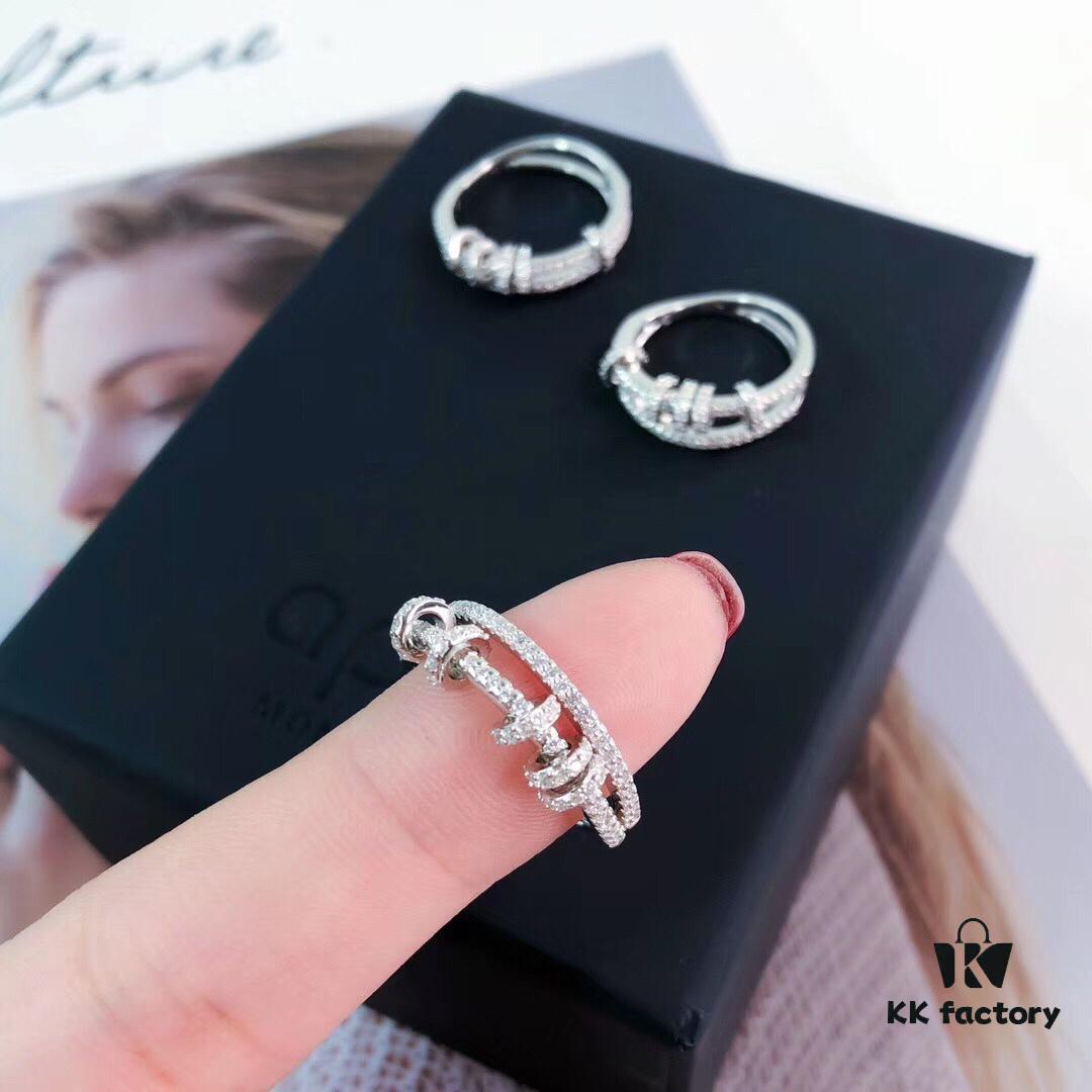 692fe81899f2d84055c8c707 APM Monaco Double Layer Interlocking Ring in S925 Sterling Silver, Dyed Heat and Liu Shishi's Style, US Size 6-7-8