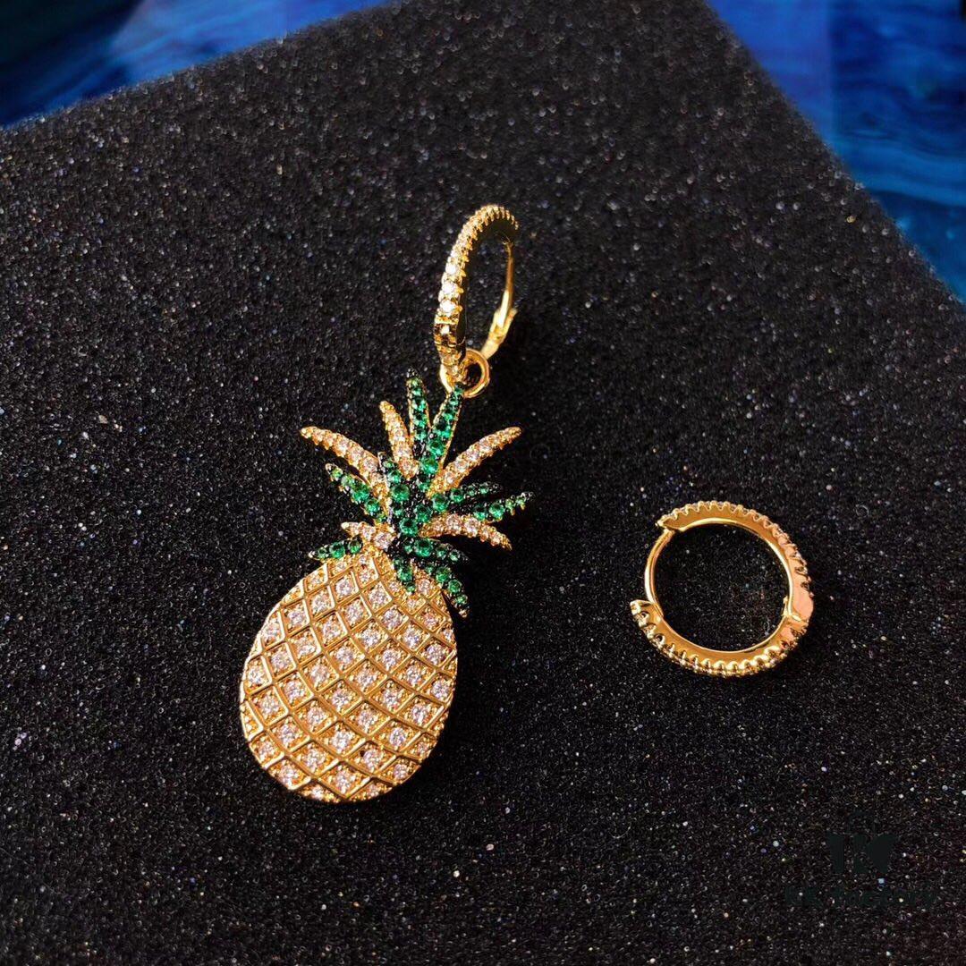 692fe81d99f2d84055c8c70e APM Monaco Pineapple Fruit Earrings with Yellow Crystal and Gold-Plated Silver, Made of 925 Sterling Silver! Brilliant Hand-Set Zirconias Shine Brightly in the Sun ✨