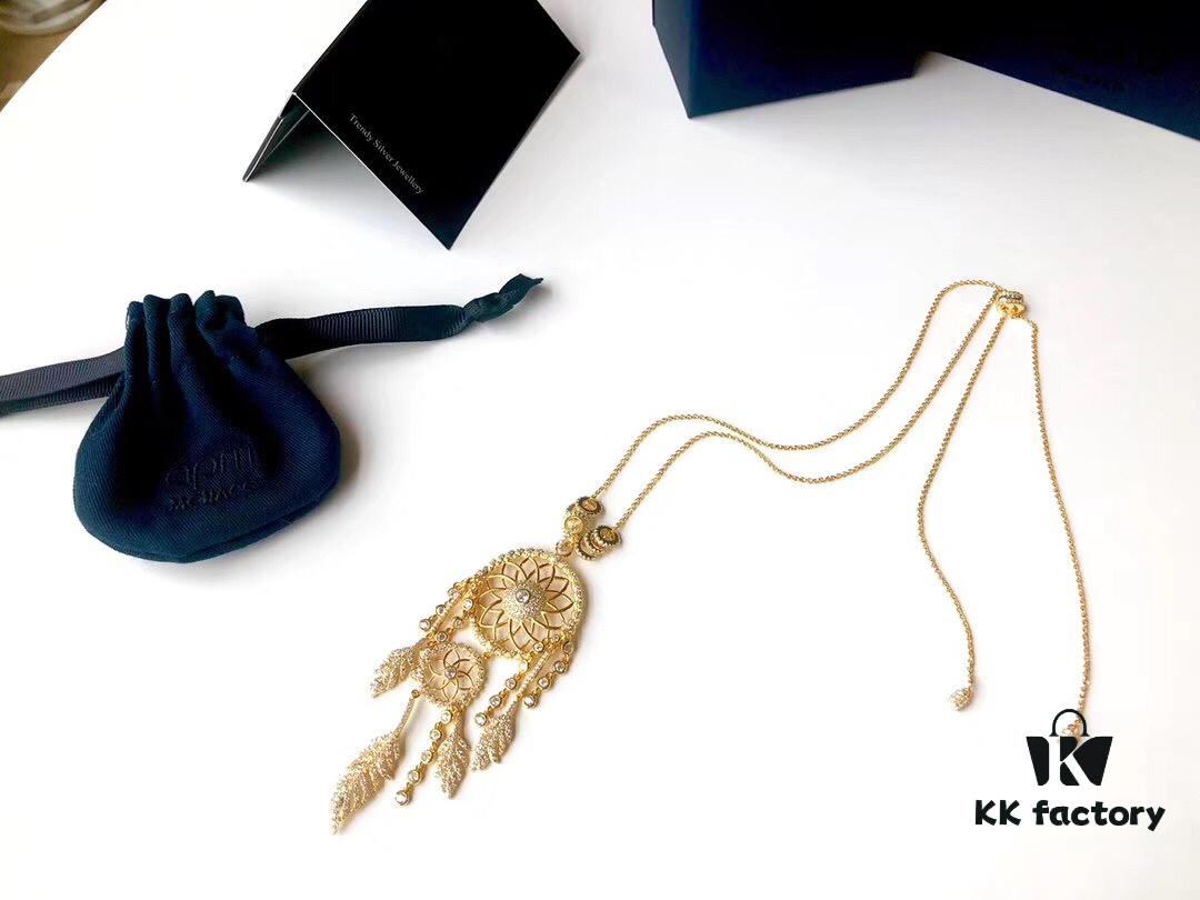 692fe82099f2d84055c8c714 APM Monaco Gold-Tone Silver Crystal Dreamcatcher Vintage Minimalist Fashion Statement Necklace for Women