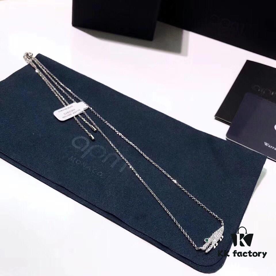 692fe82899f2d84055c8c725 APM Monaco Silver Crystal-Encrusted Crocodile Necklace for Women, Minimalist Autumn-Winter Collarbone Chain