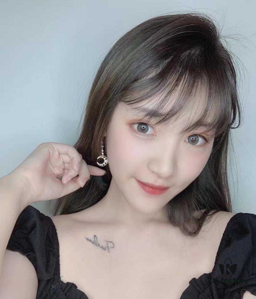 692fe8cb99f2d84055c8c82a A Family April New Arrival, 🌙 Dreamy Crescent Moon Asymmetric Hollow-out Earrings, April's Crescent is Exquisitely Beautiful