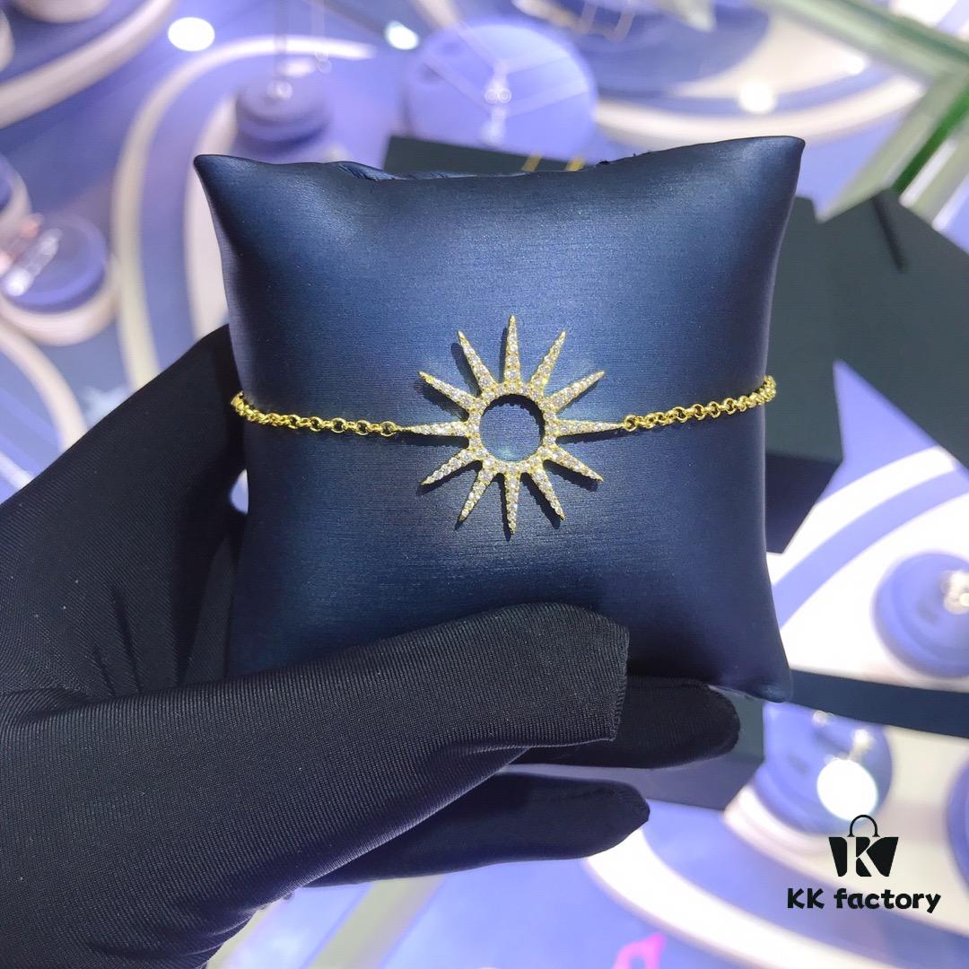 A Monaco Sunflower Necklace and Bracelet